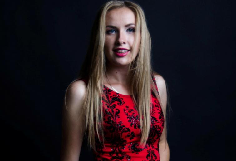 621f0ab29271f3bce1613b7811bb8a03_L